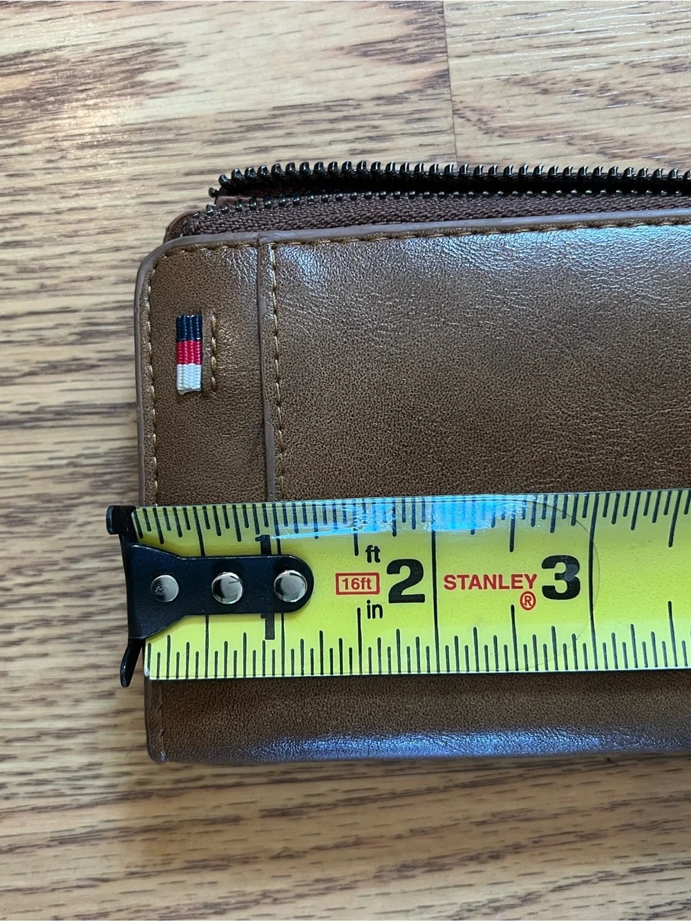 Men's Brown Leather Zip Wallet with Signature Tricolor Stitch